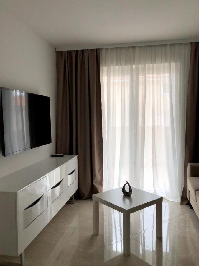 Apartmani Marijana Baška Voda Exterior foto