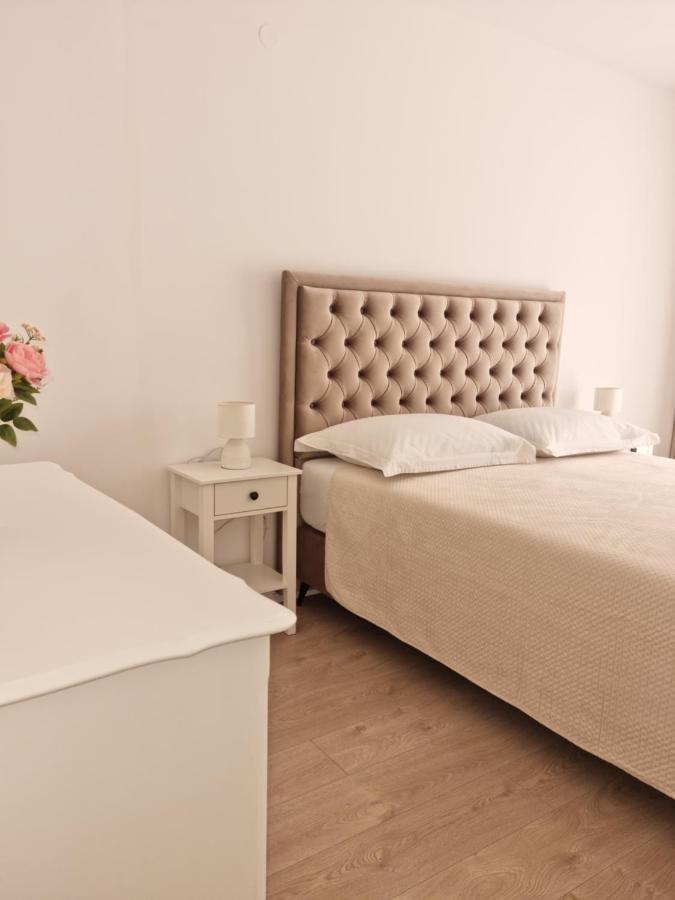 Apartmani Marijana Baška Voda Exterior foto