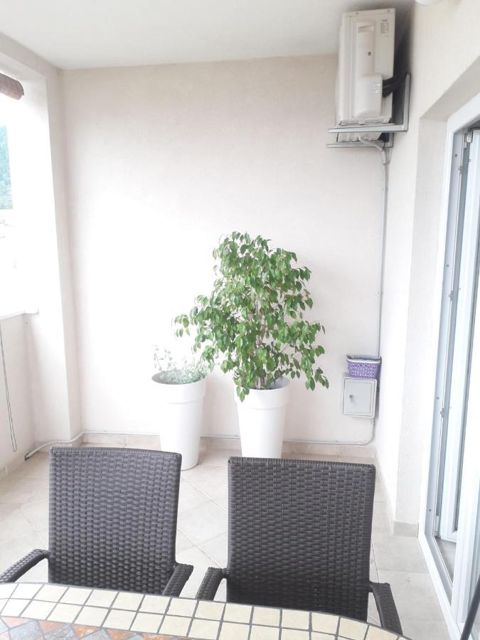 Apartmani Marijana Baška Voda Exterior foto